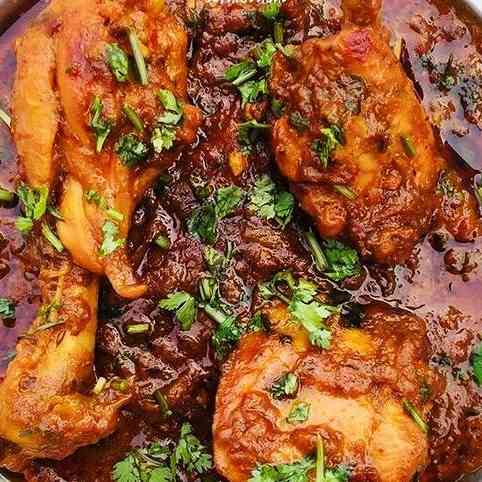 Indulge in the royal flavors of Hyderabadi Chicken Gravy, featuring succulent chicken, aromatic spices, and a rich blend of Hyderabadi culinary traditions for a regal and delicious dining experience